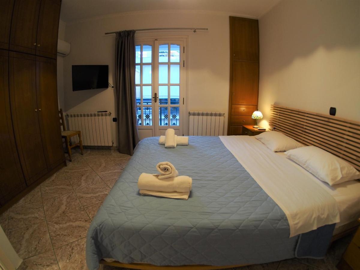 Galaxy Rooms Parálion Ástros Buitenkant foto