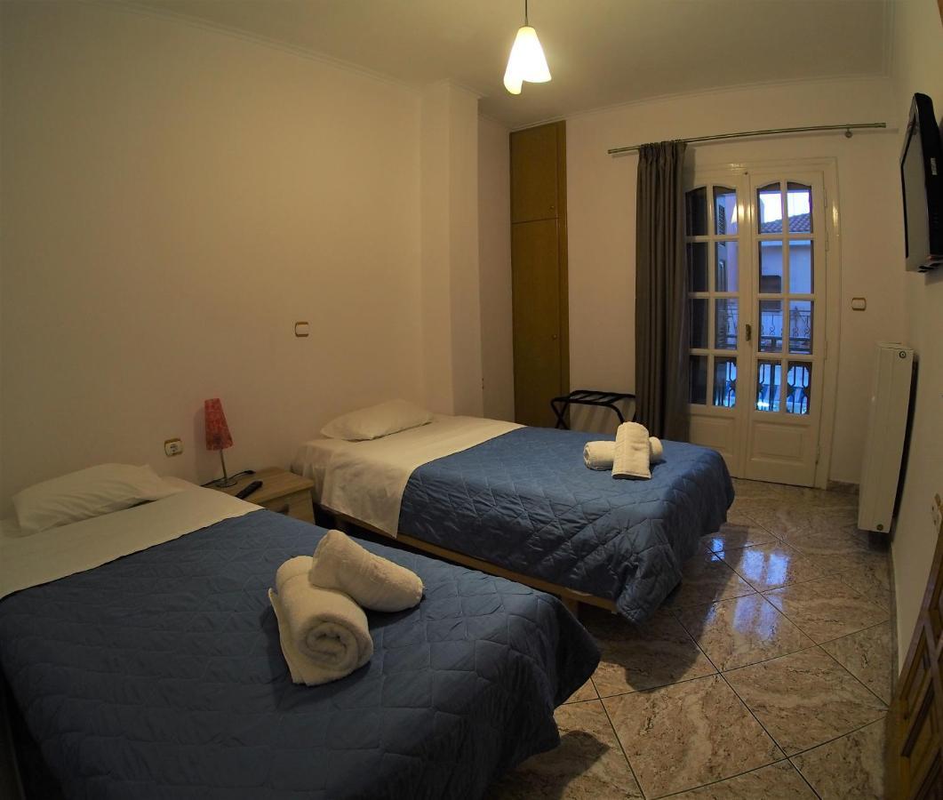 Galaxy Rooms Parálion Ástros Buitenkant foto